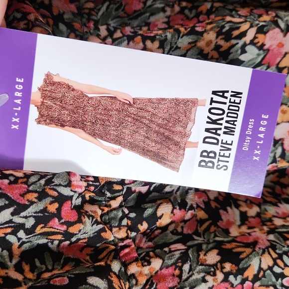 BB Dakota Steve Madden Ditsy MAxi Dress Floral Flowy Feminine - Picture 11 of 15